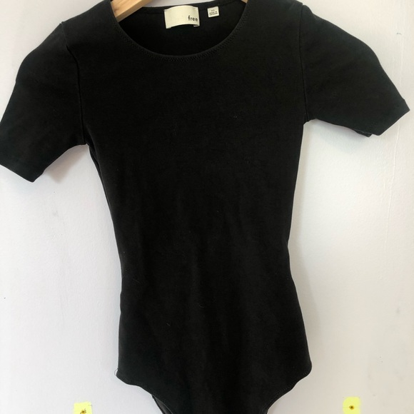 aritzia t shirt bodysuit